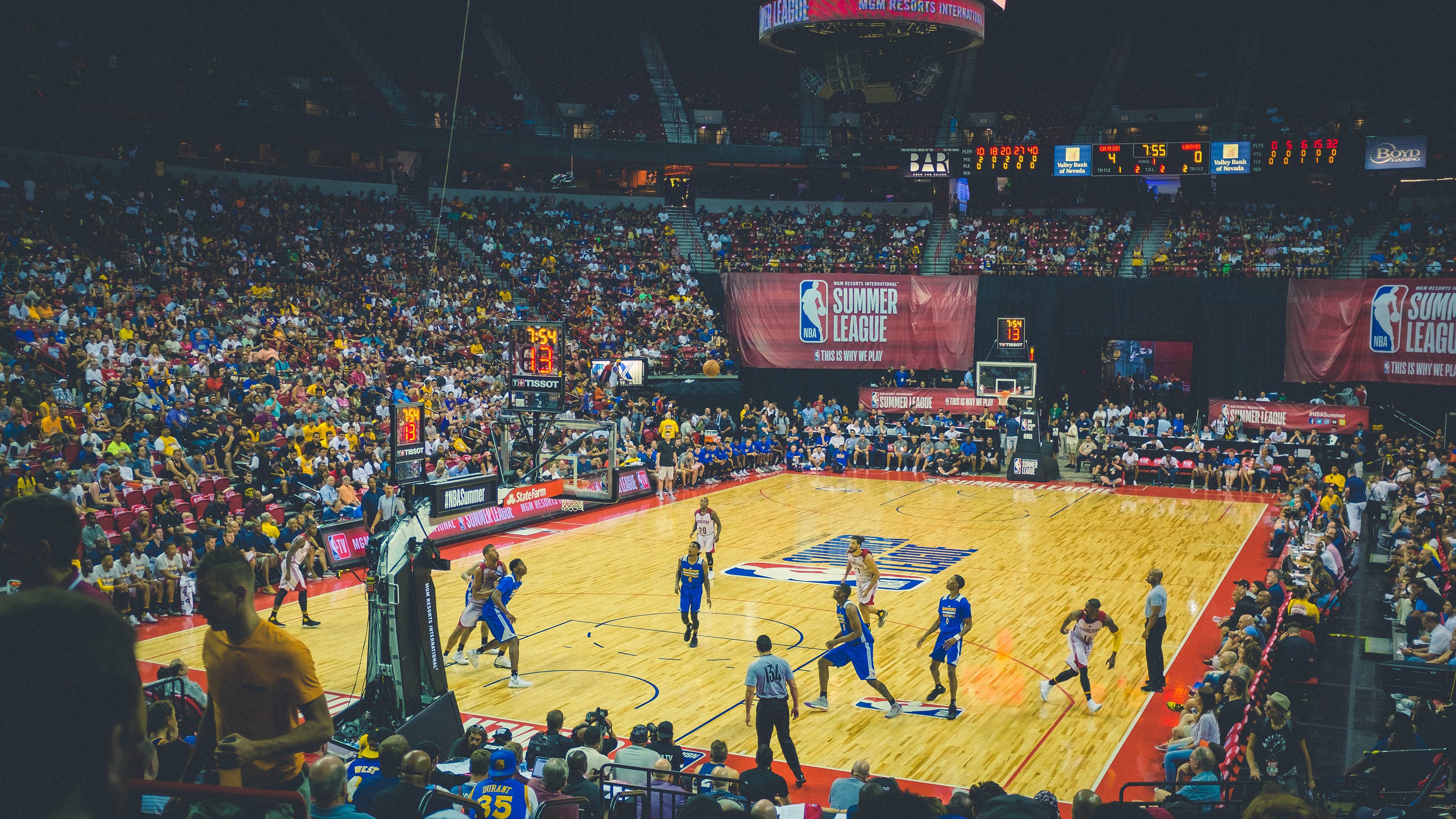 传奇对决：史上最经典的篮球比赛1VS1单挑回顾，传奇蓝传奇红对决