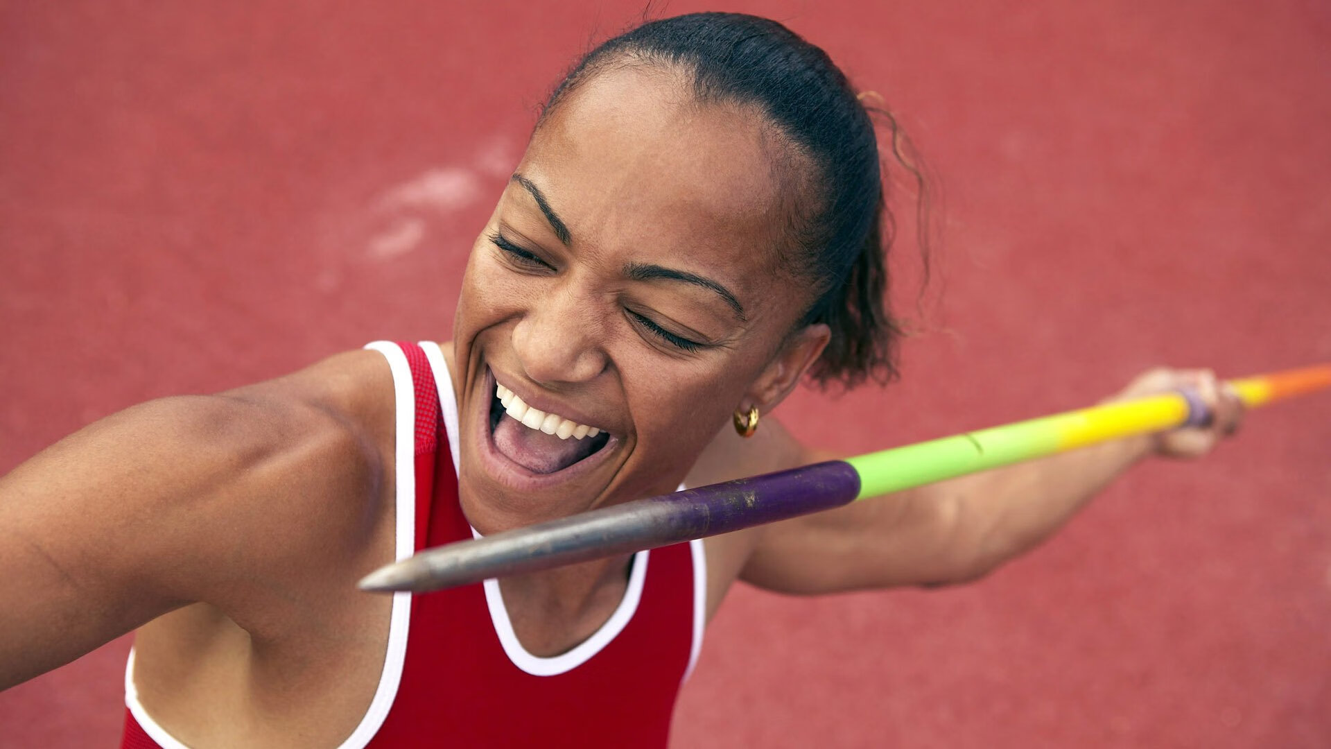 开云中国官网-西甲：皇马在主场4-1大胜巴萨，积分榜掀起巨浪，皇马四连胜巴萨